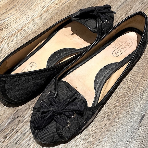 Womens Coach Flats. - Picture 2 of 3